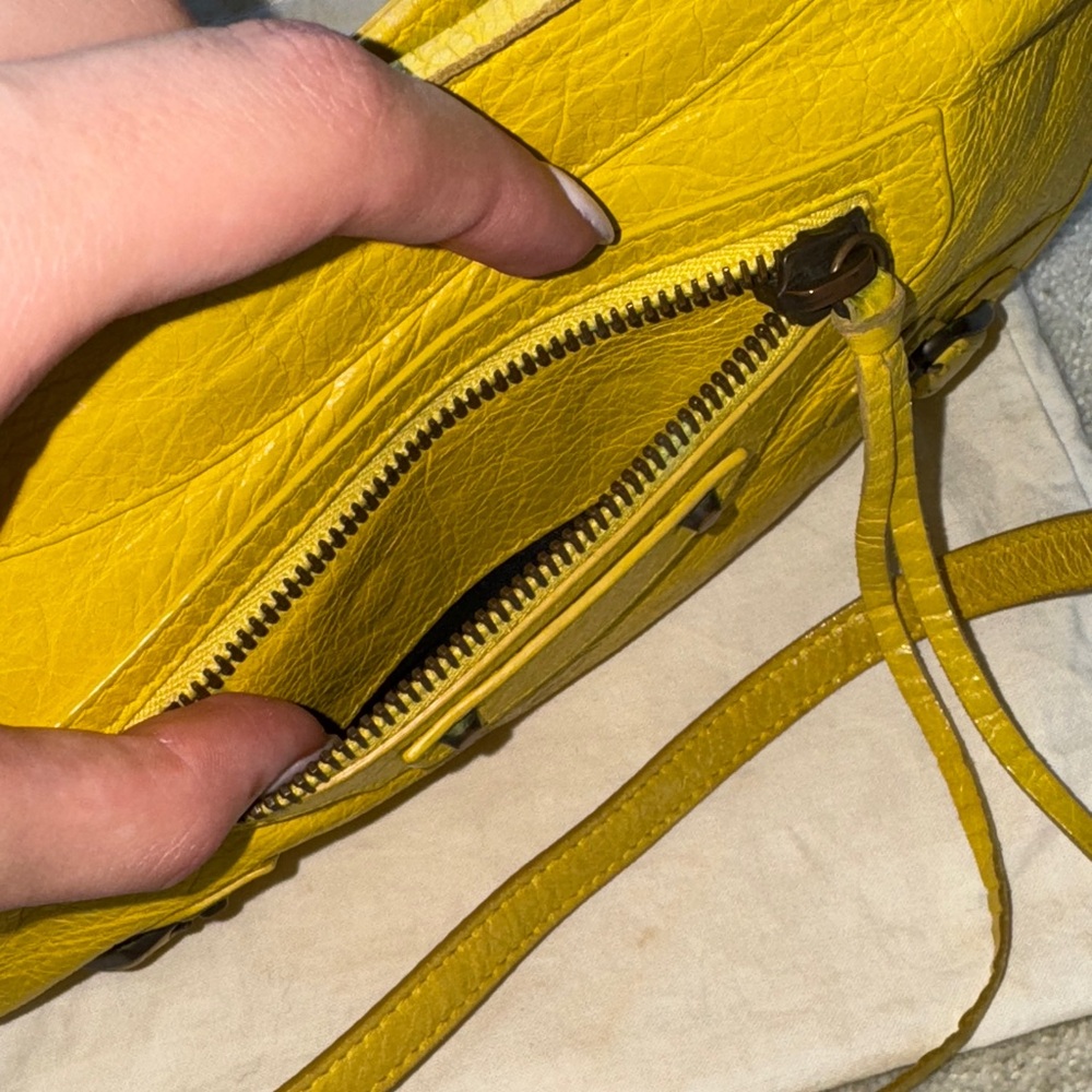 Balenciaga Mustard Yellow Shoulder Bag - Picture 8 of 11